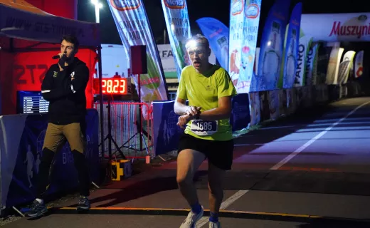 Ostatnie piątkowe zmagania na Festiwalu Biegowym. Ruszył Bieg Nocny na 7 km - 64